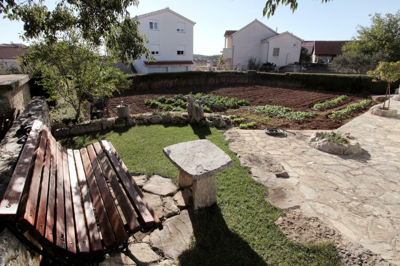 Apartman Tone Trogir Bagian luar foto