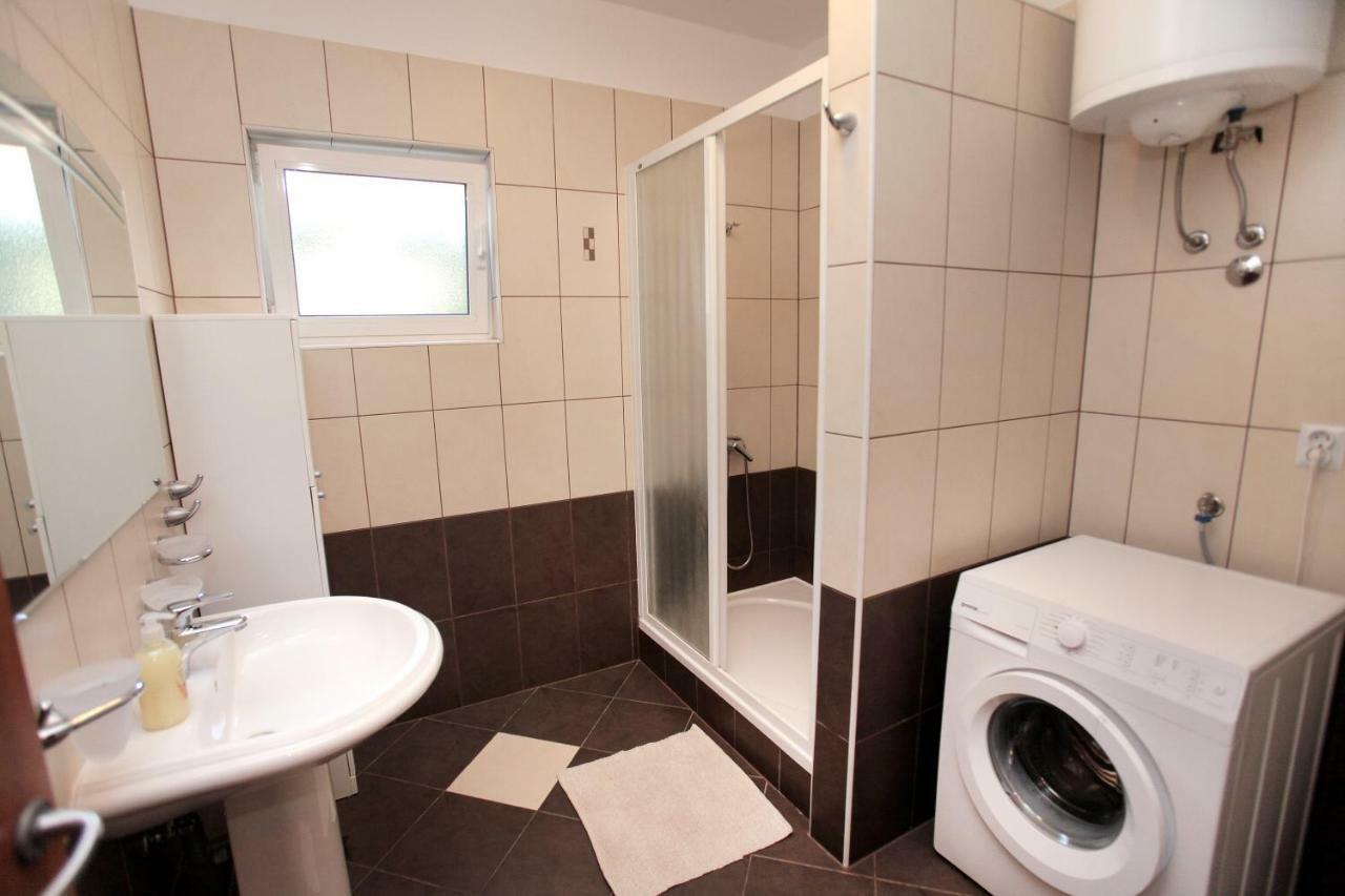 Apartman Tone Trogir Bagian luar foto
